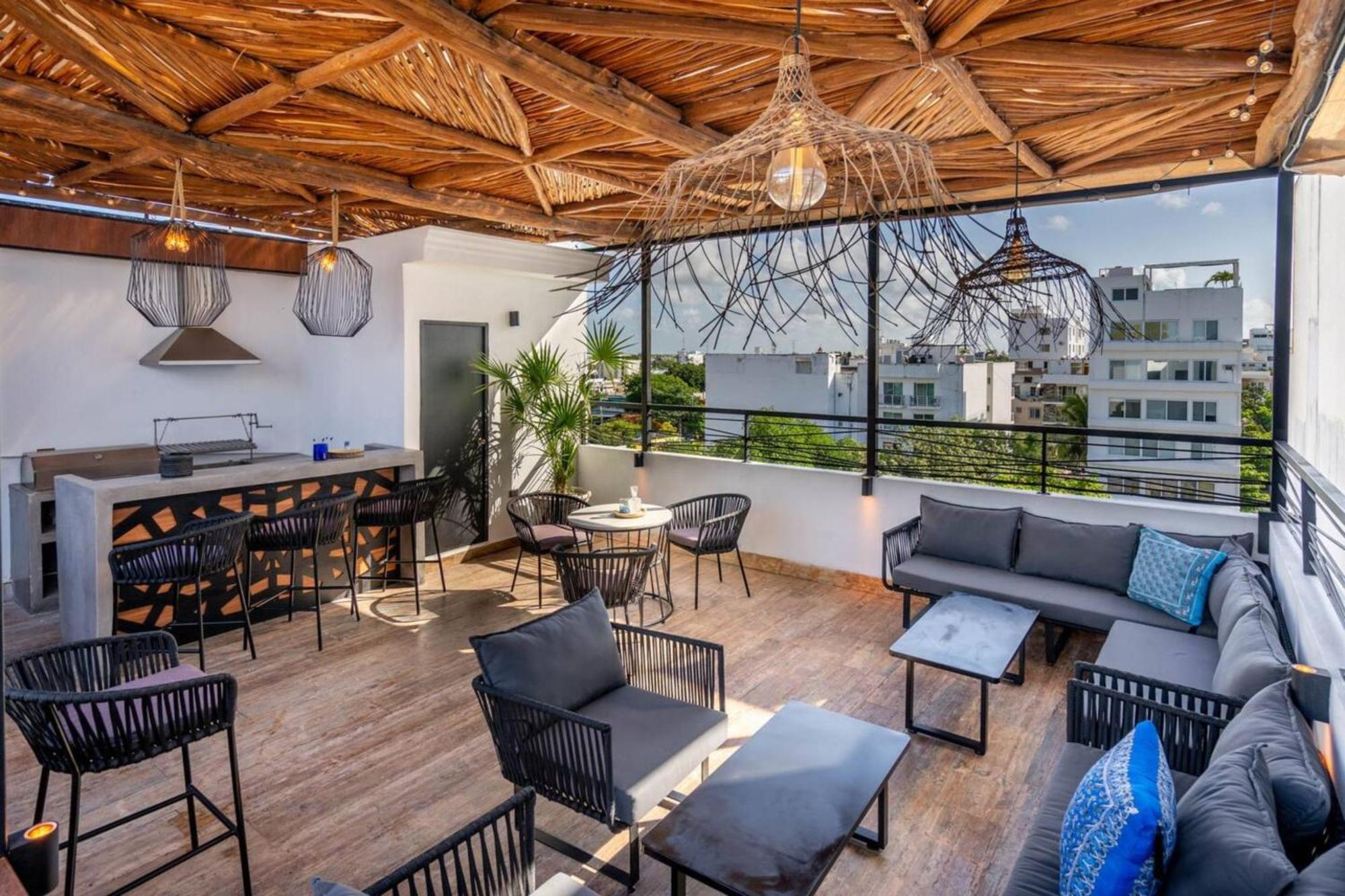 Emiliano 42 Boutique Apartahotel
