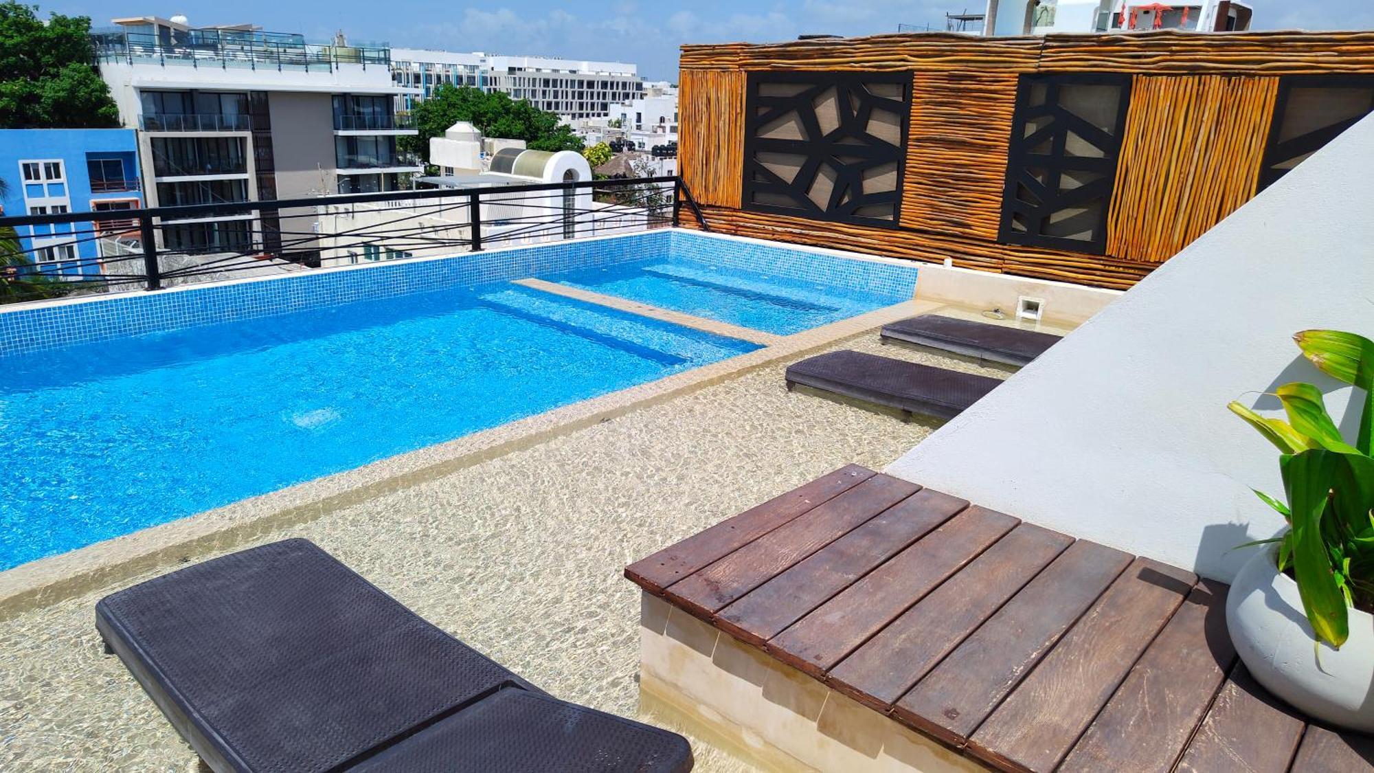 Emiliano 42 Boutique Apartahotel